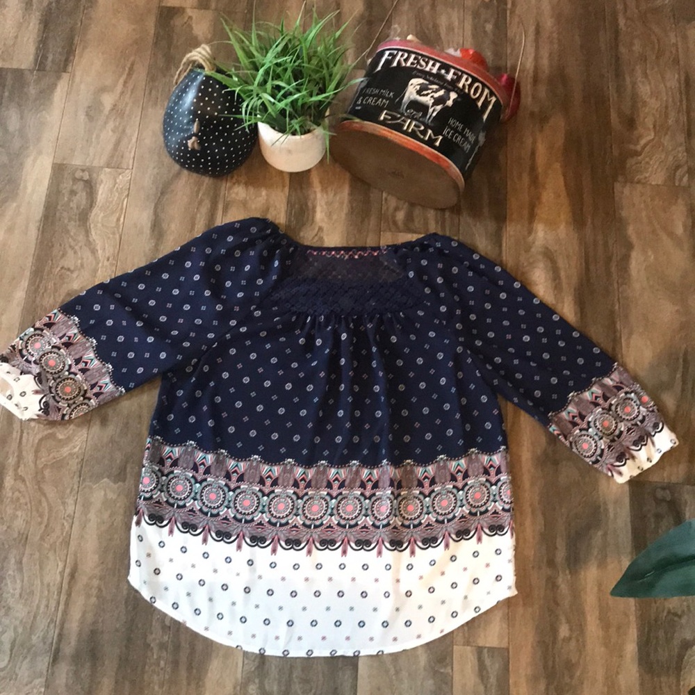 Bohemian Tassel Tie Blouse - Picture 4 of 7